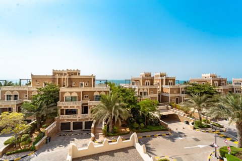 2 bedrooms Apartment in Palm Jumeirah, UAE No. 210377