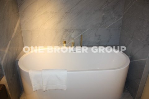 3 bedrooms Apartment in FIVE Palm Jumeirah, UAE No. 748 8