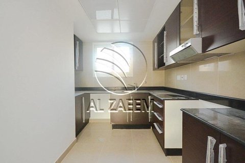 Villa de 5 dormitorios en Al Reef, UAE No. 90206 9