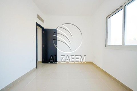 Villa de 5 dormitorios en Al Reef, UAE No. 90206 5