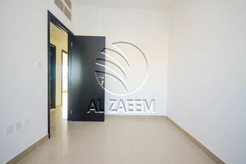 Villa de 5 dormitorios en Al Reef, UAE No. 90206 3