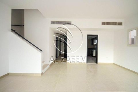 Villa de 5 dormitorios en Al Reef, UAE No. 90206 16