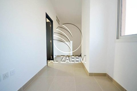 Villa de 5 dormitorios en Al Reef, UAE No. 90206 10