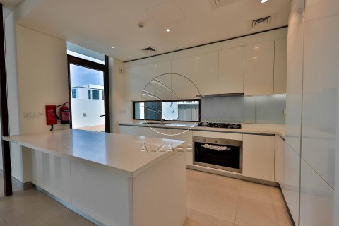 Villa de 3 chambres à Abu Dhabi, UAE No. 90187 8