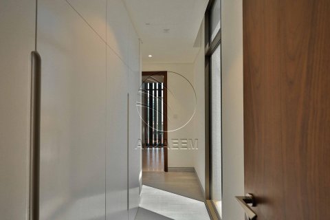 Villa de 3 chambres à Abu Dhabi, UAE No. 90187 12