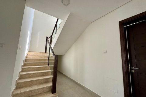 4 bedrooms Villa in Ras Al Khaimah, UAE No. 183694 10