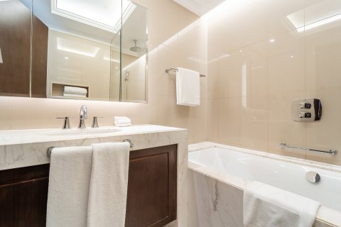 1 bedroom Apartment in Downtown Dubai (Downtown Burj Dubai), UAE No. 146972 14