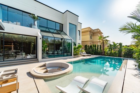 Villa de 5 chambres à Jumeirah Islands, UAE No. 146973 2