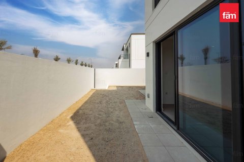Villa de 4 dormitorios en Dubai, UAE No. 205519 21
