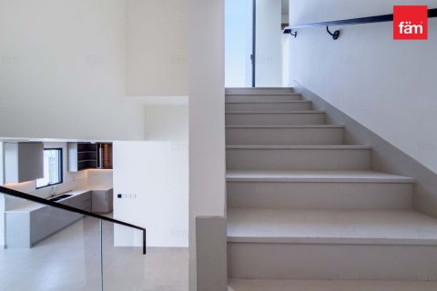 Villa de 4 dormitorios en Dubai, UAE No. 205519 22