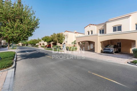 Таунхаус с 3 спальнями в Dubai Land, ОАЭ №138371 15