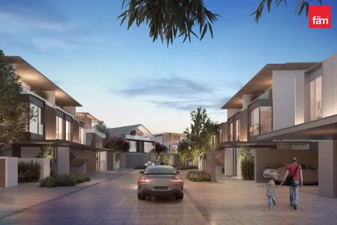3 bedrooms Townhouse in Dubai, UAE No. 184422 10