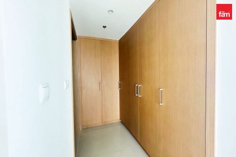 Квартира с 3 спальнями в Дубай, ОАЭ №140576 12