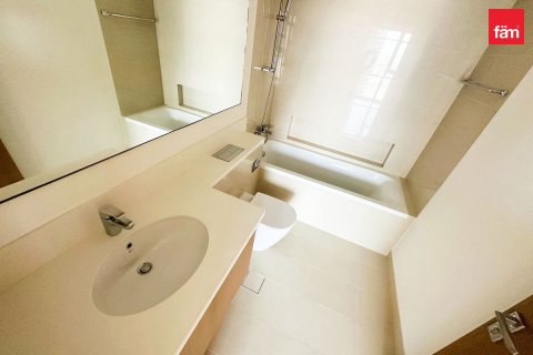 Квартира с 3 спальнями в Дубай, ОАЭ №140576 13