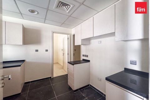 Villa de 4 chambres à Dubai, UAE No. 137198 10