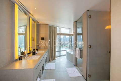 1 bedroom Apartment in Downtown Dubai (Downtown Burj Dubai), UAE No. 137196 22