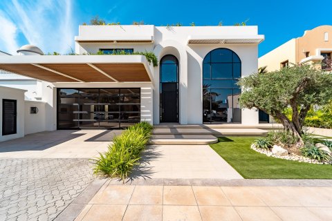 Вилла с 5 спальнями в Пальма Джумейра, ОАЭ №147127