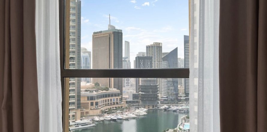 Apartment de 2 dormitorios en Dubai, UAE No. 147752