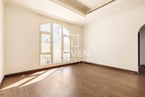 6 غرفة نوم  فيلا في Nad Al Sheba 2, الإمارات العربية المتحدة رقم 202690 16