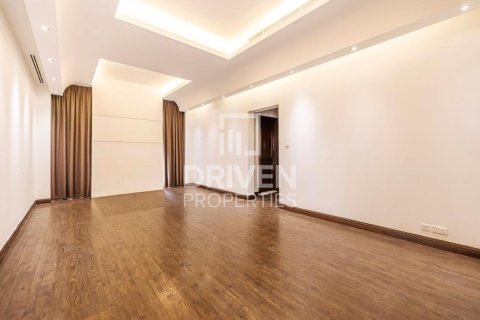 6 غرفة نوم  فيلا في Nad Al Sheba 2, الإمارات العربية المتحدة رقم 202690 18