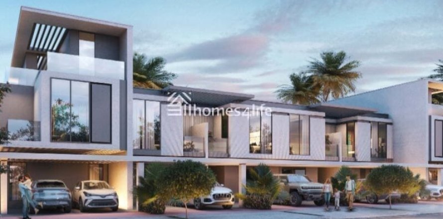 4 bedrooms Townhouse in The World Islands, UAE No. 167295