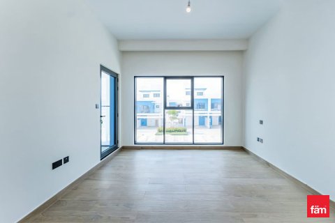 Вилла с 3 спальнями в Дубай, ОАЭ №141553 4