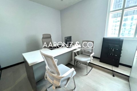 Офис 97м² в Джумейра Лейк Тауэрс, ОАЭ №140874 4