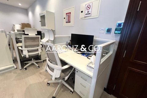 Офис 97м² в Джумейра Лейк Тауэрс, ОАЭ №140874 9
