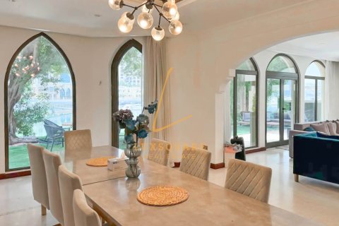 Villa de 4 chambres à Garden Homes Palm Jumeirah, UAE No. 140871 18