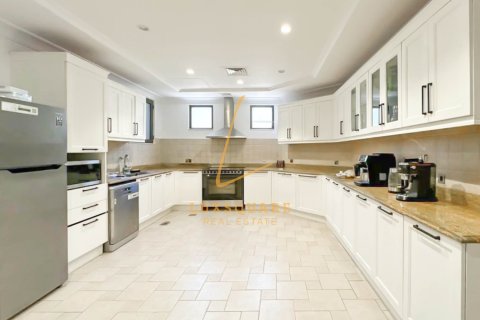 Villa de 4 chambres à Garden Homes Palm Jumeirah, UAE No. 140871 4