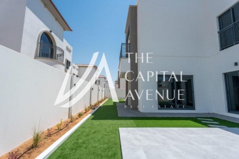 Villa de 5 dormitorios en Al Shamkha, UAE No. 185577 9