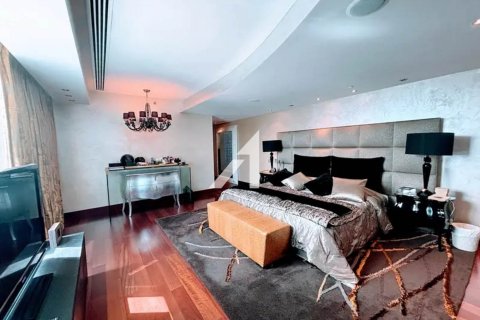 Квартира с 4 спальнями  №115558 3