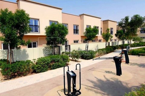 Townhouse de 3 dormitorios en Dubai, UAE No. 162486 22