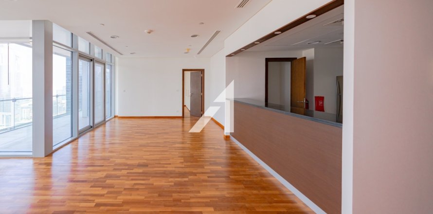 Квартира с 3 спальнями в DIFC, ОАЭ №145864