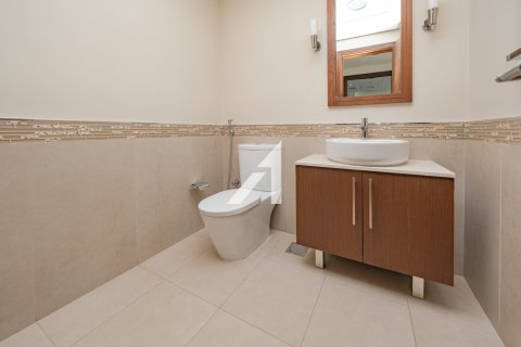 Квартира с 3 спальнями в DIFC, ОАЭ №145864 6