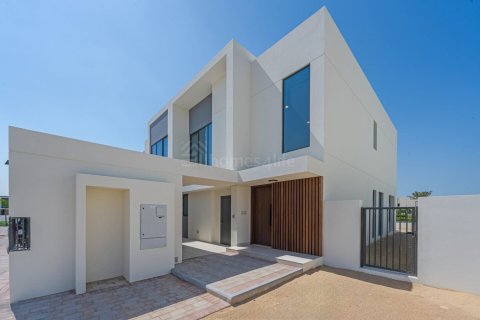 4 bedrooms Townhouse in Town Square, UAE No. 156648 12