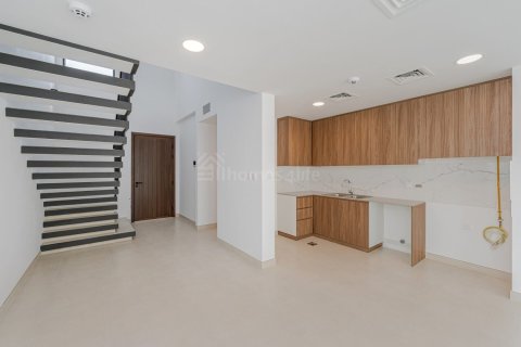 4 bedrooms Townhouse in Town Square, UAE No. 156648 4
