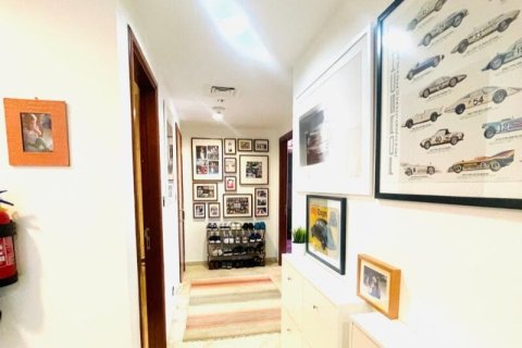 2 bedrooms Apartment in Motor City, UAE No. 156645 13