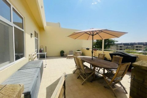 2 bedrooms Apartment in Motor City, UAE No. 156645 6