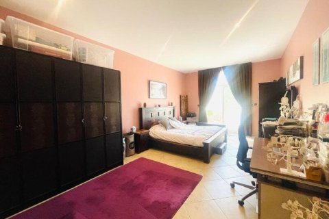 2 bedrooms Apartment in Motor City, UAE No. 156645 19