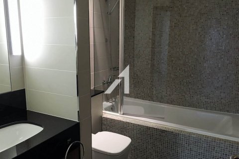 Квартира с 2 спальнями в Central Park Tower, ОАЭ №145866 19