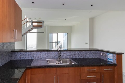 Квартира с 2 спальнями в Central Park Tower, ОАЭ №145866 14