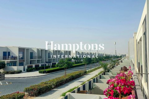 Townhouse de 4 dormitorios en Al Manara, UAE No. 168085