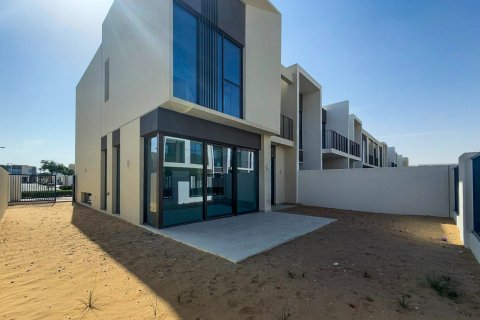 Townhouse de 4 dormitorios en Al Manara, UAE No. 168085 4