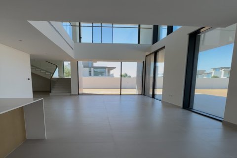Villa de 5 dormitorios en The Valley, UAE No. 187263 7