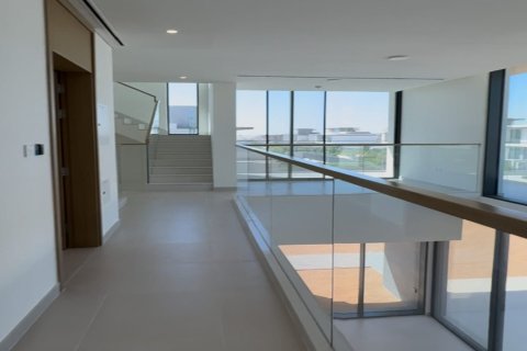 Villa de 5 dormitorios en The Valley, UAE No. 187263