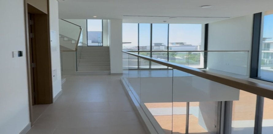 Villa de 5 dormitorios en The Valley, UAE No. 187263