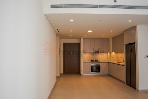 Квартира с 2 спальнями в EMAAR Beachfront, ОАЭ №145950 23