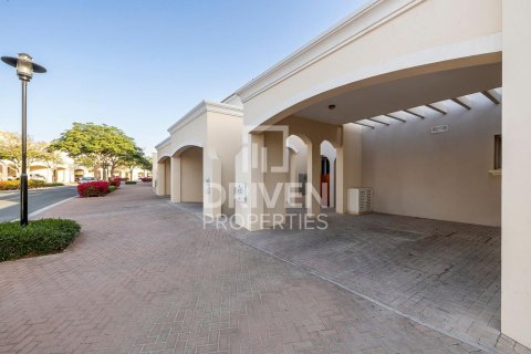 Townhouse de 2 dormitorios en Arabian Ranches, UAE No. 85607 16
