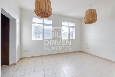 Townhouse de 2 dormitorios en Arabian Ranches, UAE No. 85607 7